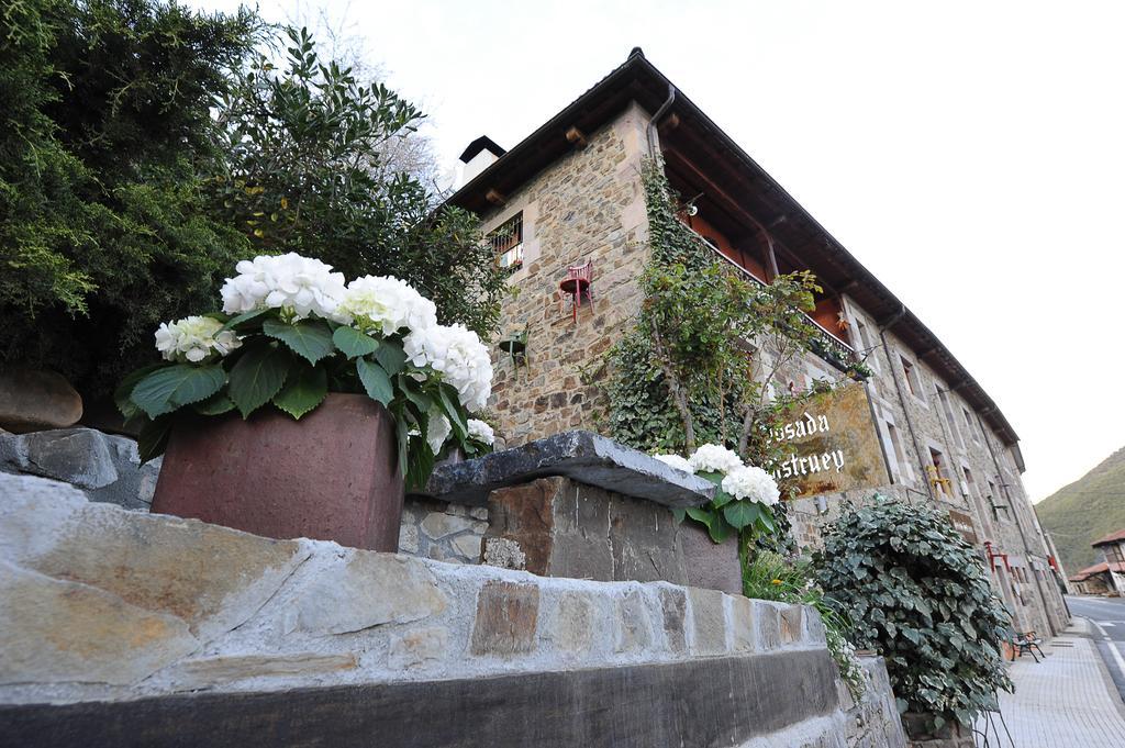 Posada Rural Bistruey Potes Quarto foto